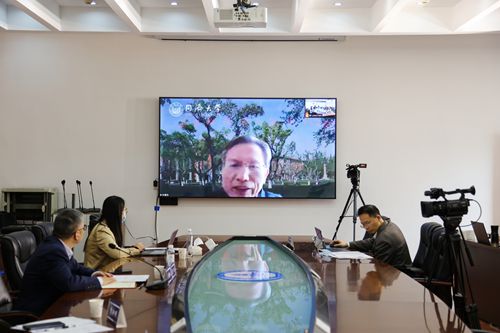 3-朱雪忠（网站用图）.jpg
